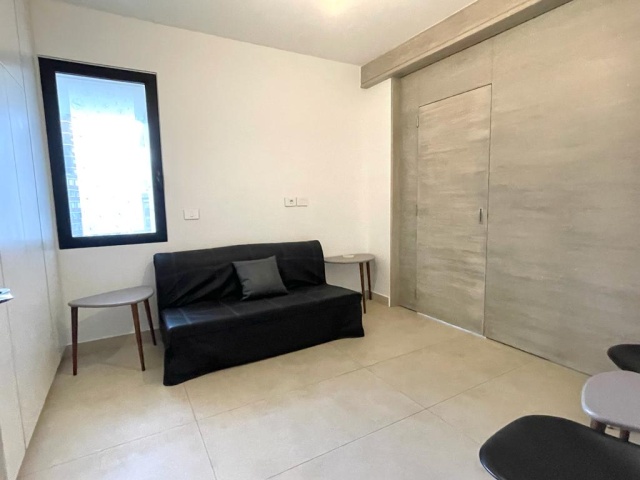 Achrafieh, 2 Bedrooms Bedrooms, ,3 BathroomsBathrooms,Apartment,For Rent,8,1155