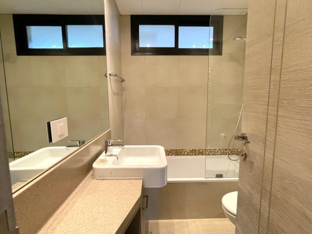 Achrafieh, 2 Bedrooms Bedrooms, ,3 BathroomsBathrooms,Apartment,For Rent,8,1155