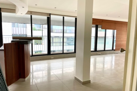 Achrafieh, 2 Bedrooms Bedrooms, ,2 BathroomsBathrooms,Apartment,For Rent,7,1158