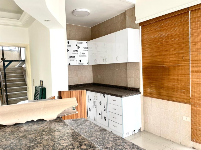 Achrafieh, 2 Bedrooms Bedrooms, ,2 BathroomsBathrooms,Apartment,For Rent,7,1158