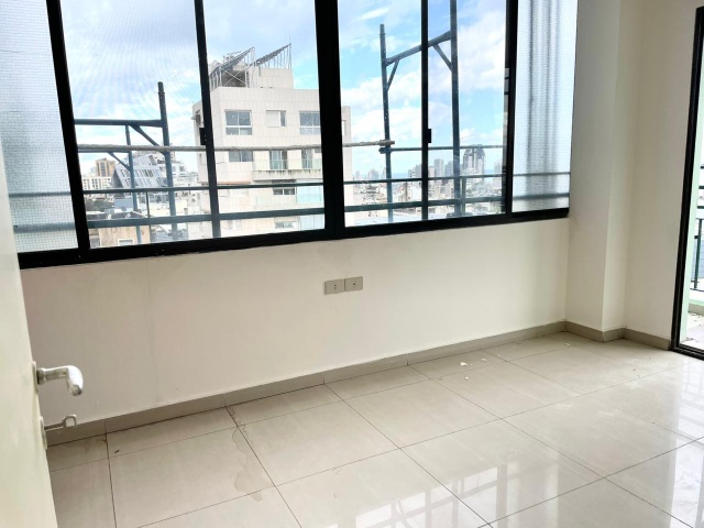 Achrafieh, 2 Bedrooms Bedrooms, ,2 BathroomsBathrooms,Apartment,For Rent,7,1158
