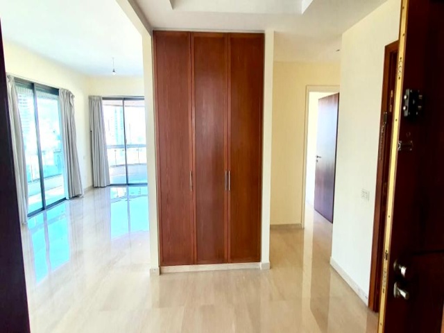 Achrafieh, 4 Bedrooms Bedrooms, ,5 BathroomsBathrooms,Apartment,For Rent,6,1180