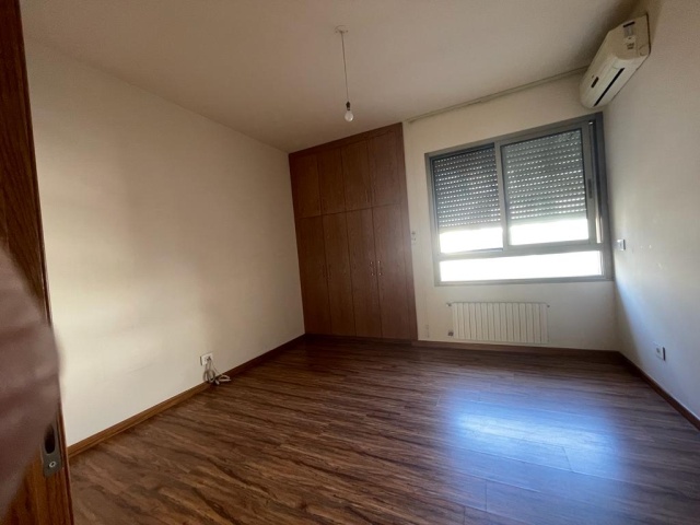 Achrafieh, 3 Bedrooms Bedrooms, ,4 BathroomsBathrooms,Apartment,For Rent,7,1185