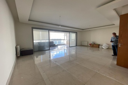 Achrafieh, 3 Bedrooms Bedrooms, ,4 BathroomsBathrooms,Apartment,For Rent,7,1185