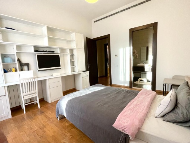 Achrafieh, 3 Bedrooms Bedrooms, ,5 BathroomsBathrooms,Apartment,For Rent,2,1217