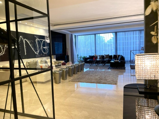 Achrafieh, 3 Bedrooms Bedrooms, ,5 BathroomsBathrooms,Apartment,For Rent,2,1217