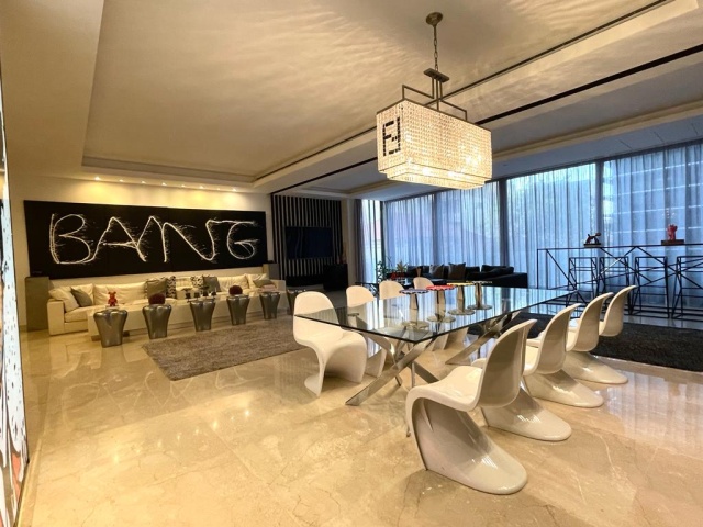 Achrafieh, 3 Bedrooms Bedrooms, ,5 BathroomsBathrooms,Apartment,For Rent,2,1217