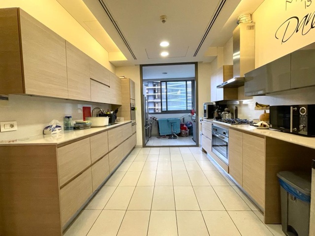 Achrafieh, 3 Bedrooms Bedrooms, ,5 BathroomsBathrooms,Apartment,For Sale,2,1262