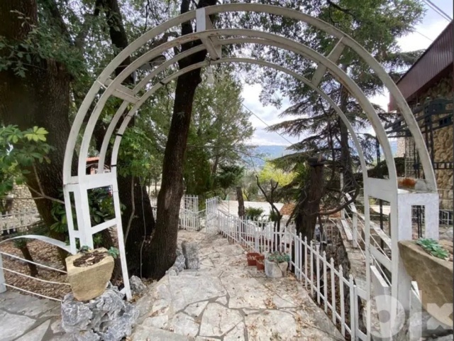 Ajaltoun, Keserwan, 7 Bedrooms Bedrooms, ,10 BathroomsBathrooms,Villa,For Sale,1271