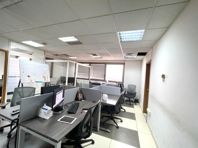 Badaro, Beirut, 7 Rooms Rooms,2 BathroomsBathrooms,Office,For Rent,9,1303