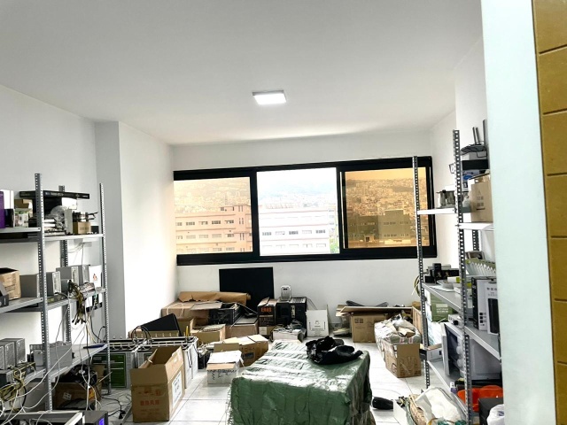 Sin el Fil, Matn, 2 Rooms Rooms,Office,For Rent,5,1310