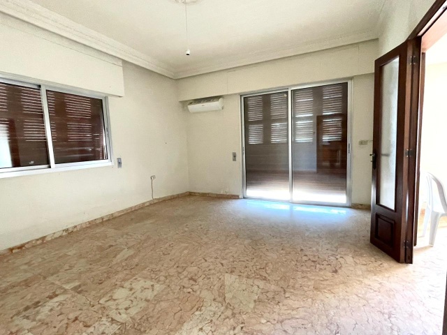 Achrafieh, 3 Bedrooms Bedrooms, ,3 BathroomsBathrooms,Apartment,For Rent,1,1359