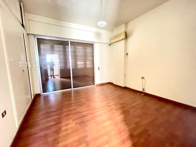 Achrafieh, 3 Bedrooms Bedrooms, ,3 BathroomsBathrooms,Apartment,For Rent,1,1359