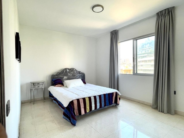 Achrafieh, 4 Bedrooms Bedrooms, ,3 BathroomsBathrooms,Apartment,For Rent,3,1383