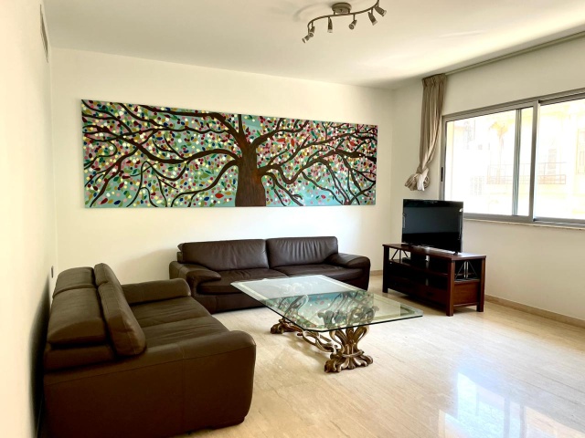 Achrafieh, 4 Bedrooms Bedrooms, ,3 BathroomsBathrooms,Apartment,For Rent,3,1383