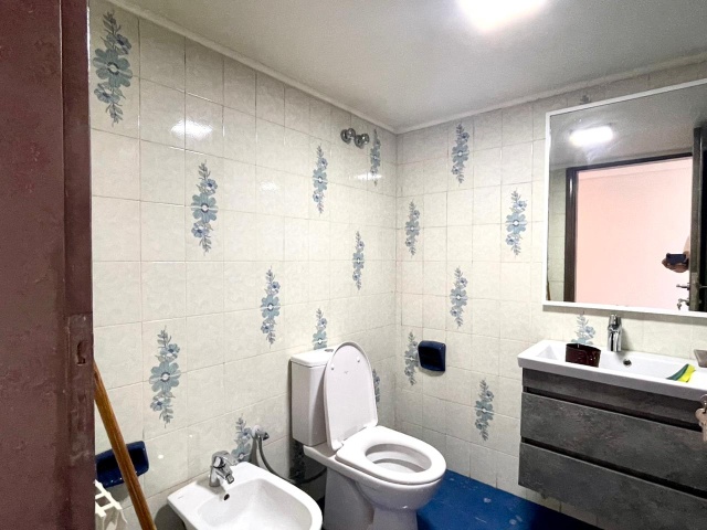 Achrafieh, 4 Bedrooms Bedrooms, ,3 BathroomsBathrooms,Apartment,For Rent,3,1383