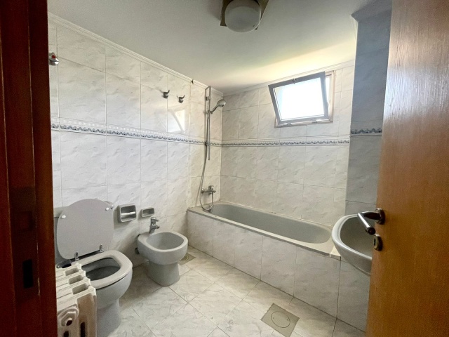 Baabda, Baabda, 4 Bedrooms Bedrooms, ,2 BathroomsBathrooms,Apartment,For Rent,2,1388