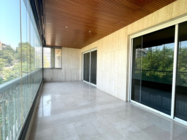 Baabda, Baabda, 4 Bedrooms Bedrooms, ,2 BathroomsBathrooms,Apartment,For Rent,2,1388