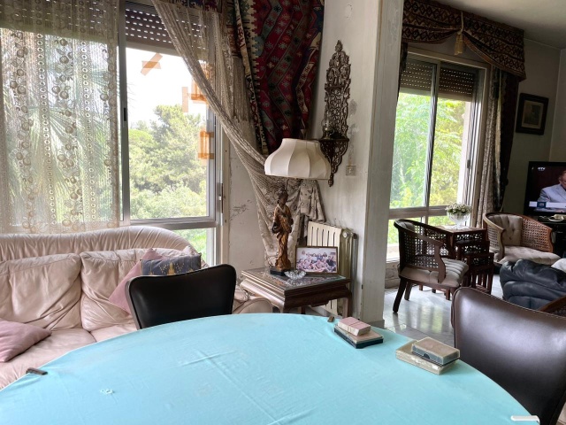 Broumana, Matn, ,Villa,For Sale,1391